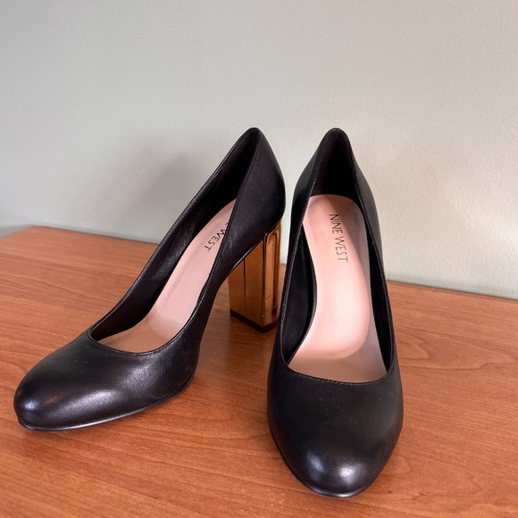 Nine West Black Pump With Gold Block Heel Size 6 - Picture 2 of 9